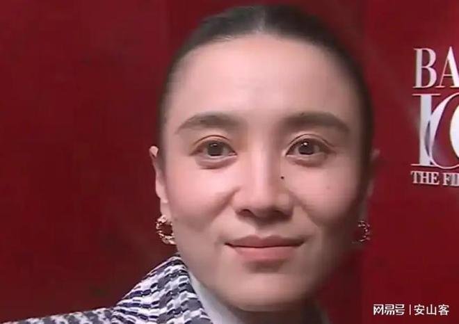 吓坏杨幂不敢露脸只有赵今麦扛住了！mg不朽情缘网站芭莎之夜被镜头签(图9)